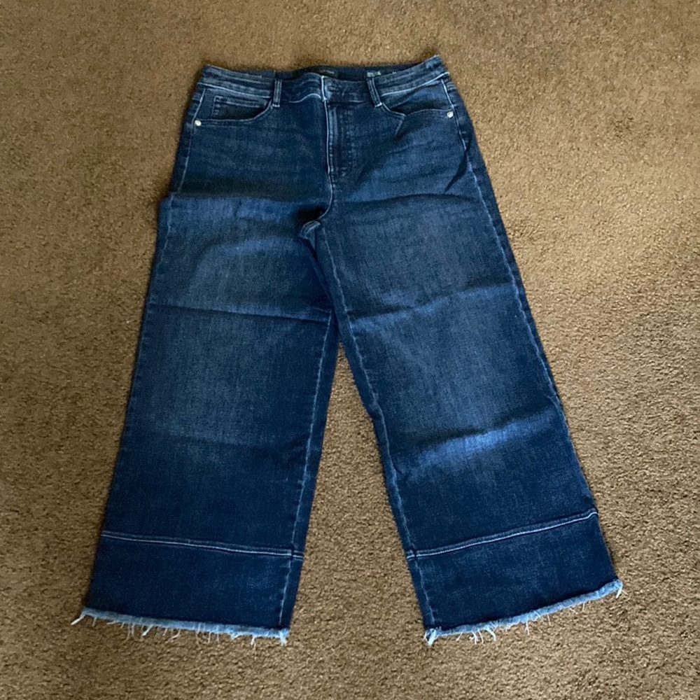 NWT capri